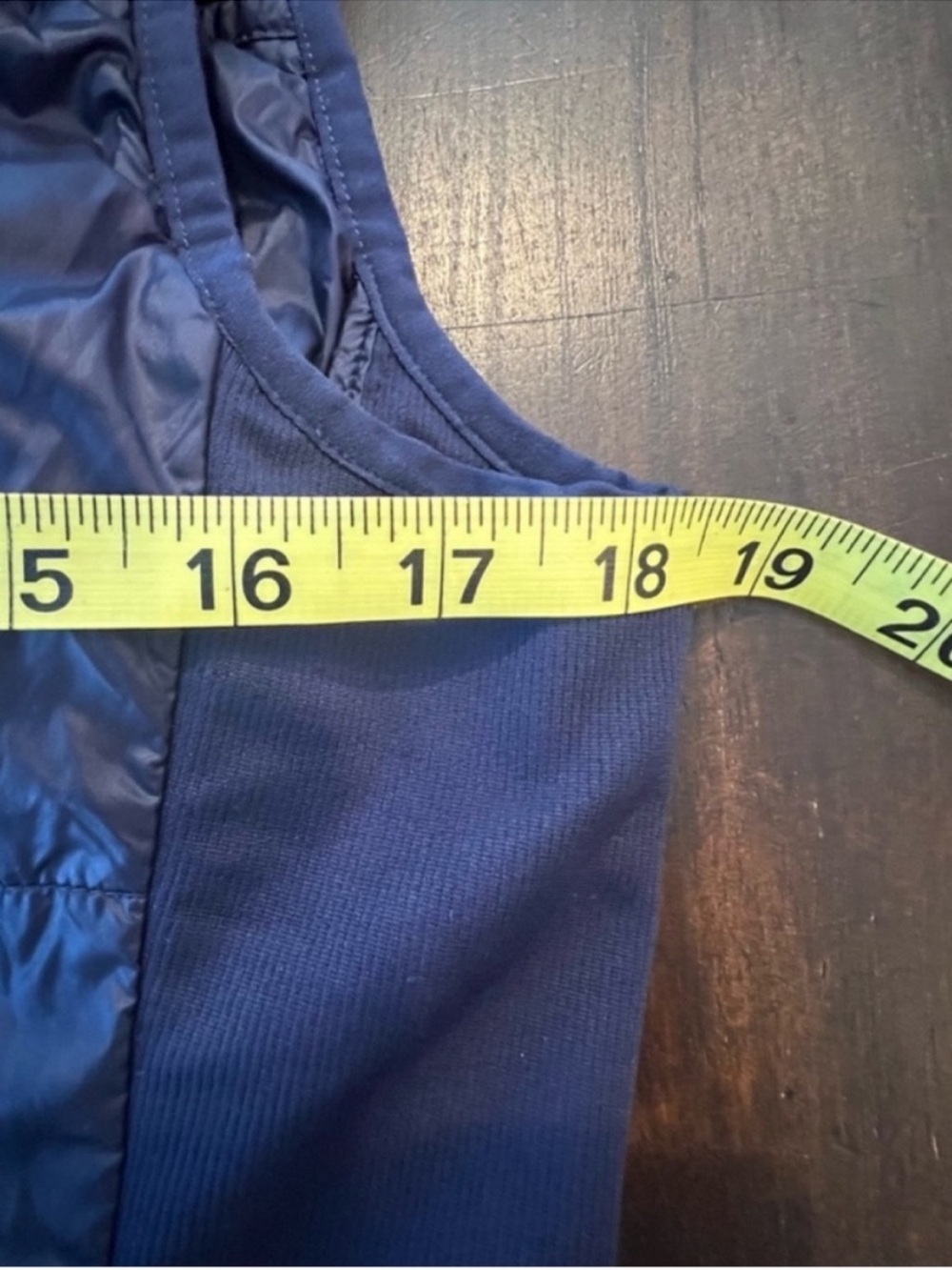 Fabletics Elliot Packable Puffer Vest Deep Navy Lightweight Size M - Picture 8 of 9